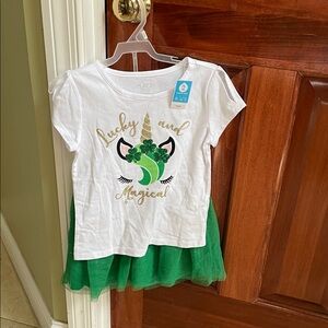 The Children's Place White and Green Magical Unicorn Tee and Green tulle Skirt